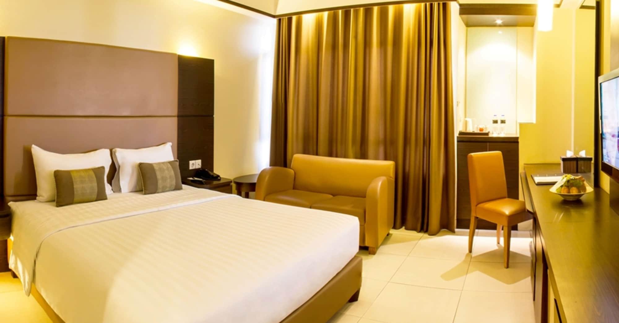 Grand Pasundan Convention Hotel Bandung Exterior foto