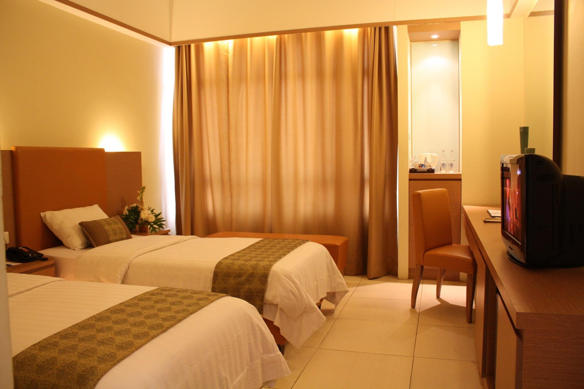 Grand Pasundan Convention Hotel Bandung Exterior foto