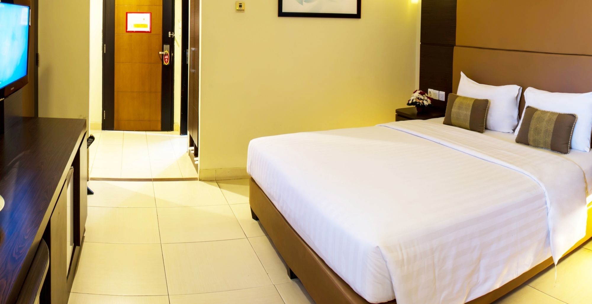 Grand Pasundan Convention Hotel Bandung Exterior foto