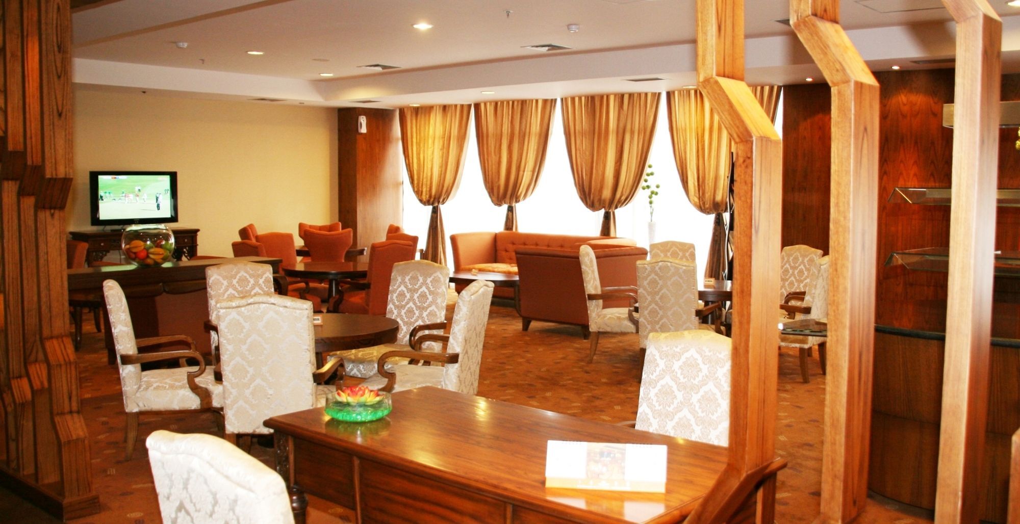 Grand Pasundan Convention Hotel Bandung Exterior foto